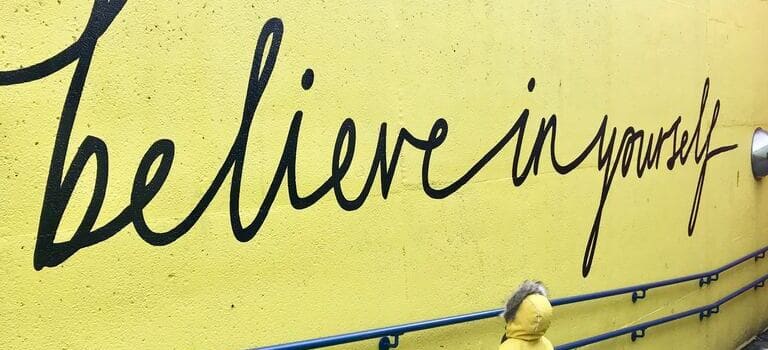 너 자신을 믿어라